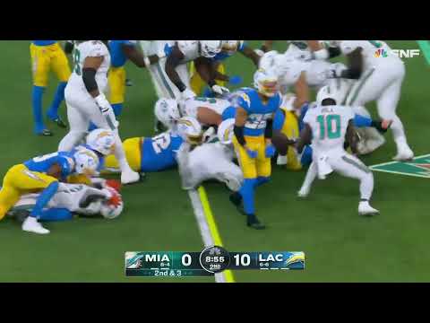 Tyreek Hill's 57-yard fumble-recovery touchdown