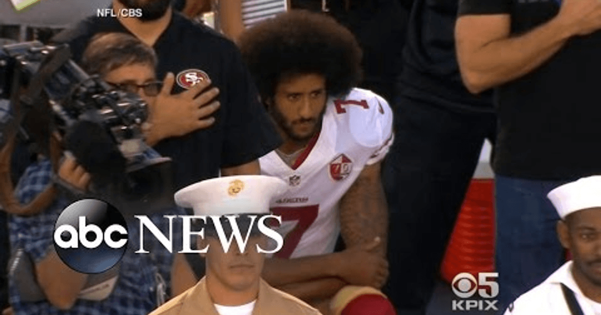 コリン・キャパニックの国歌斉唱抗議 (Kaepernick kneeling protest)