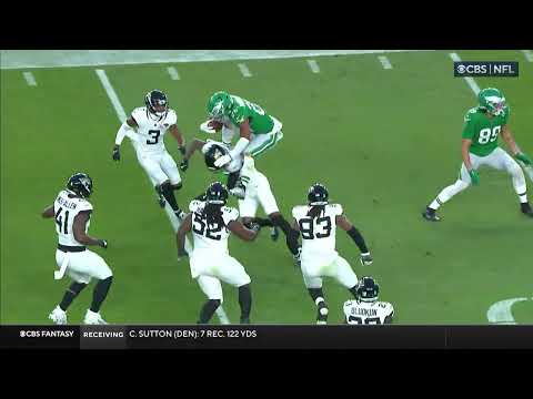 Saquon Barkleyのノールック逆ハードル